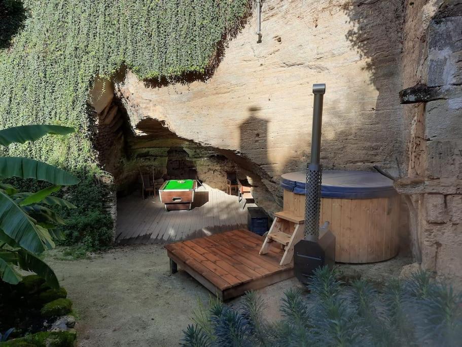 Maison Troglodytique Doue La Fontaine Exterior photo